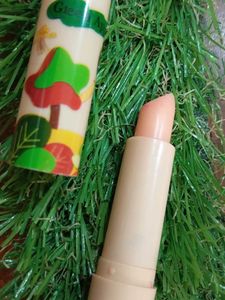 Combo Of 2 Flower Clips And Magic Lip Balm