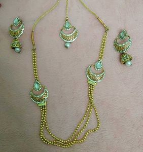 jewellery set