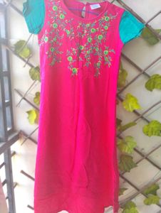 Girls&#39; Ethnic Embroided Dresses (2)
