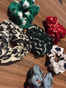 Beautiful Colourful Cloth Scrunchies 🎀