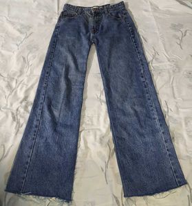 NEW BAGGY BLUE JEANS
