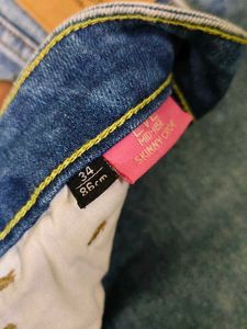 Stylish Blue Denim Jeans