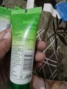 Everyuth Neem Face Wash (4)
