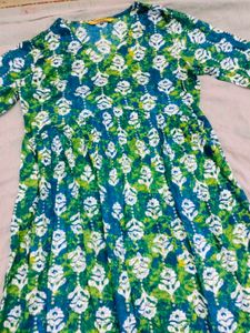 V Neck Kurta Set
