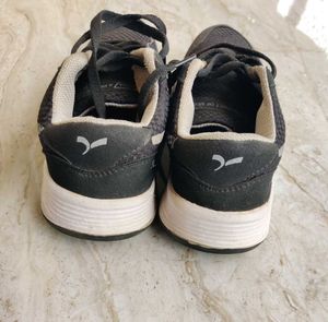 Black Sports Shoes