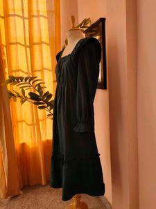 Gorgeous Midi Emerald Green Dress