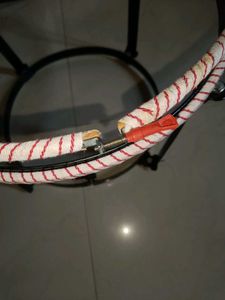Aari Stand With Ring