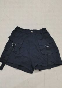 Black Cargo Shorts with Straps And Free Lipstik