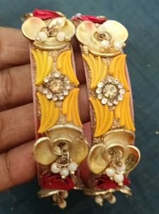 Floral Bangle Set