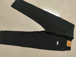 Black Jeans