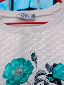 Beutiful Froral Printed Long Top