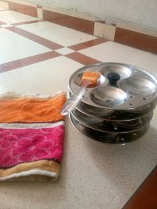 Idli Maker With Kichin Towel 1 Time Use Only