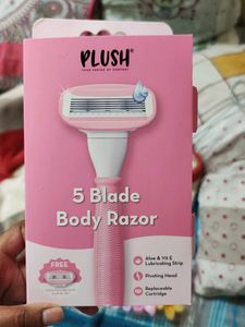 Plush 5 Blade Body Razor
