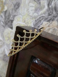 Sparkly Gold Tiara (crown)