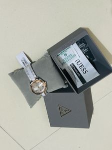 GW0687L3 Analog  guess Watch for Women