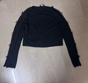 Black Ribbon Long Sleeve Crop Top