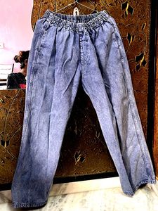 Acid Wash Relaxed Fit Jeans Size ( 28-32) Easily