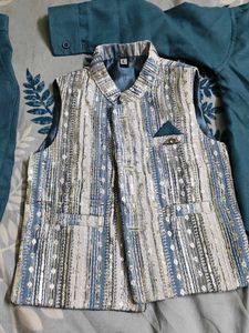 Ethnic kurta pant with waistcoat