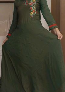 Elegant Green Ethnic Gown
