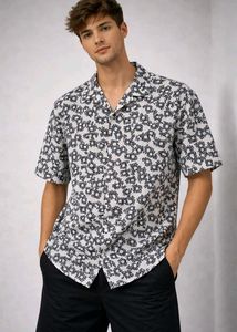 Patterned Short Sleeve Shirt