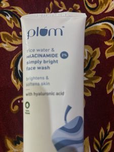 Plum Rice Water &amp; Niacinamide Face Wash