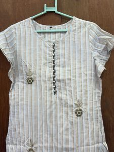 Striped Kurta Set With Pants