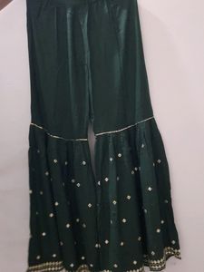 Suit ( Sarara )