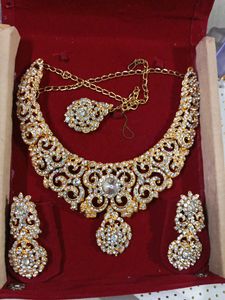 Artificial daimond set