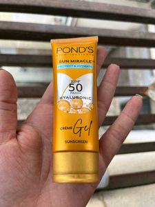 POND&#39;S Sun Miracle SPF 50 PA+++ Gel Sunscreen