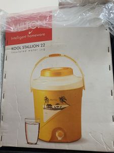 Brand New Milton Insulated Water Jug