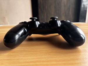Sony DualShock 4 Wireless Controller (V2) - PS4