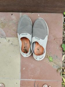 Appxday Slip-On Sneakers - Comfortable & Casual