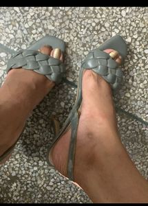 Get Combo Of 2 Branded Heels