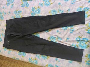 Black Skinny Jeans