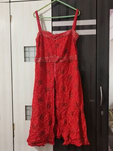 Sleeveless Front Cut Kurti