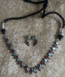 Necklace & Earring Set