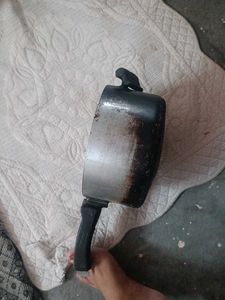 Cooking Utensil Bhagona With Handle