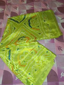crape Bandhani Saree - Green & Vibrant