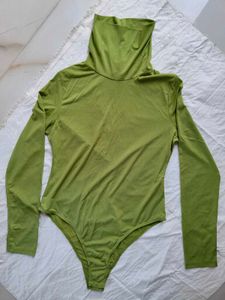 SHEIN Olive Green Turtleneck Slim Fit Bodysuit 🫒