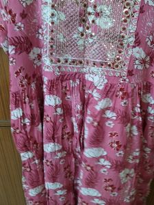 Heavy Embroidery Neck Magenta Kurta