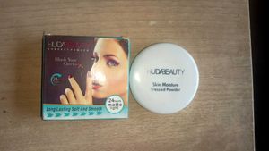Hudabeauty Compact powder