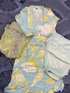 Elegant Crepe Kurta Set With Lining
