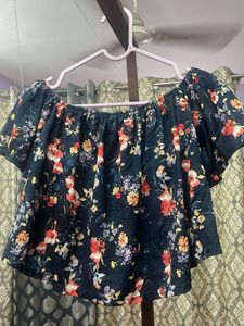 Off Shoulder Floral  Crop Top
