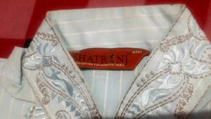 Light Sea Green Color Men&#39;s Cotton Kurta With Embroidery On Collar and Neck