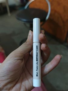 Blur Lip Gloss Shimmer & Cheek Tint -