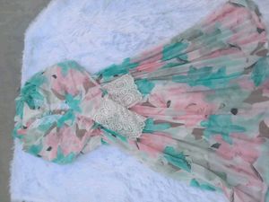 Floral Dress With Net Sleeve:💓💞