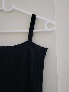 Black Knot Tank Top