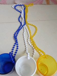 3 Hanging Glasses