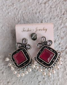 It&#39;s A New Earrings With Good Quality.