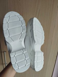 HEEL WHITE SHOES